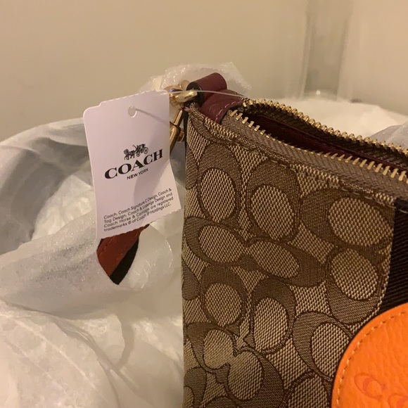 New coach purse - Picture 2 of 5